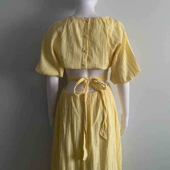 SOLD!!! Yellow Open Back Midi Dress - Picture 4 of 6